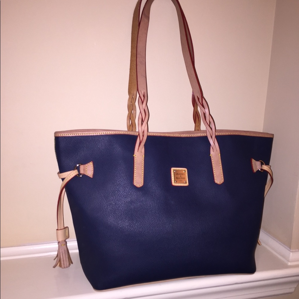 Dooney and Bourke purse!!!